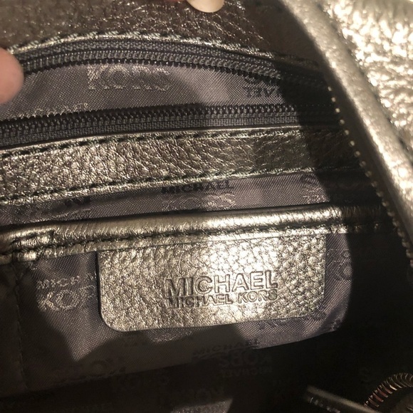 Michael Michael Kors Morgen halfmoon metallic pewter color hobo shoulder Bag,Y2K - Picture 11 of 16